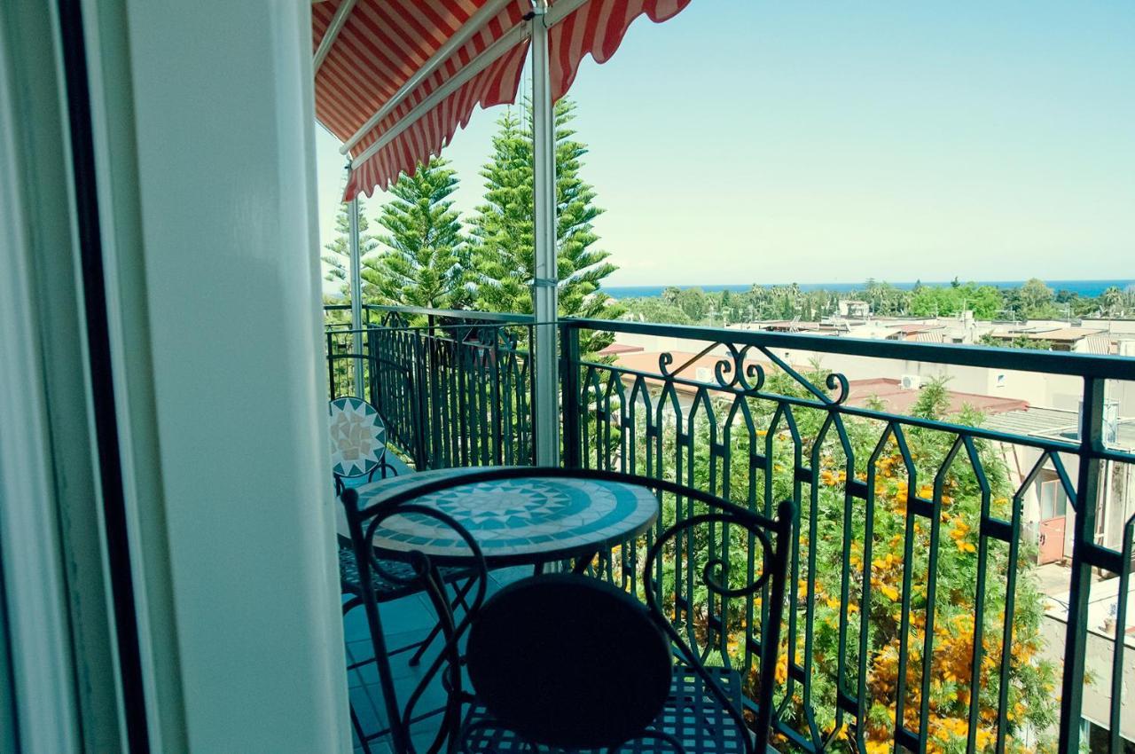 Attico Rooms Giardini Naxos Εξωτερικό φωτογραφία